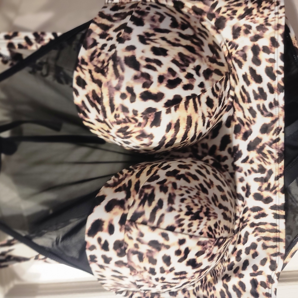 TORRID Leopard Print Women's Swim Top